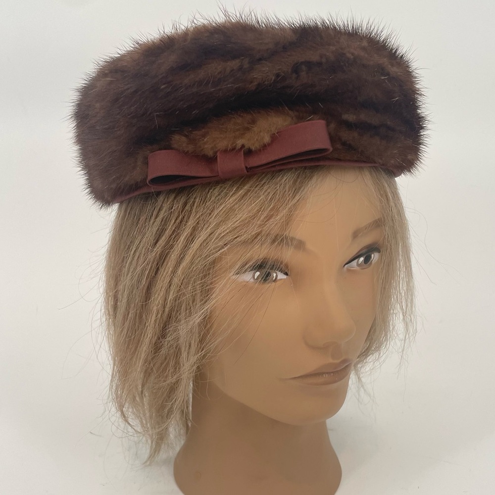 Vintage G. Fox 1950s-1960s Auburn Brown Mink Pillbox Fur Hat